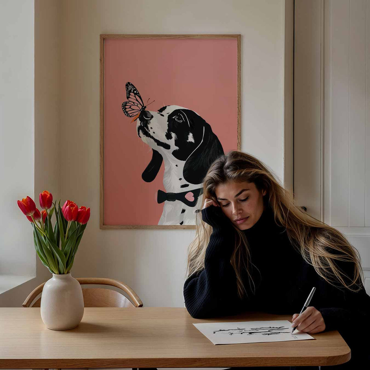 Vrolijke Dalmatiër Met Vlinder – staande dieren wanddecoratie van WallArtistic