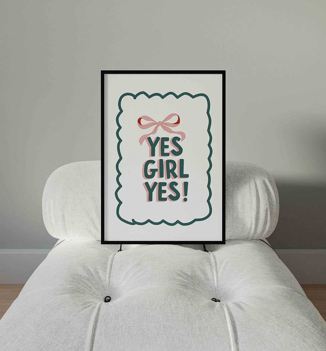 Yes girl yes – staande Pop Art wanddecoratie van WallArtistic