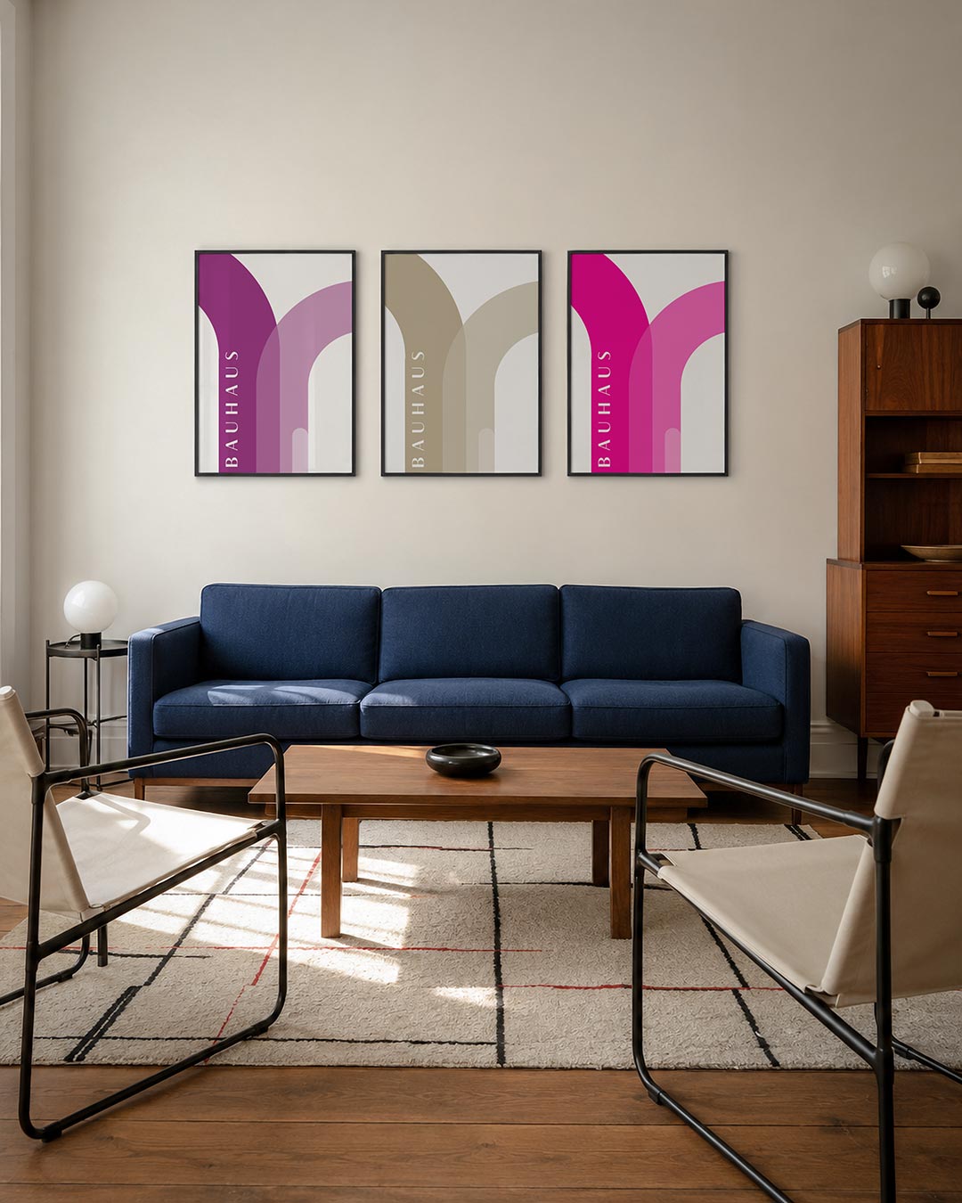 Kleur en boog driedelige posterset – deze posterset in drie delen toont vloeiende bogen in paarse tinten. De vormen