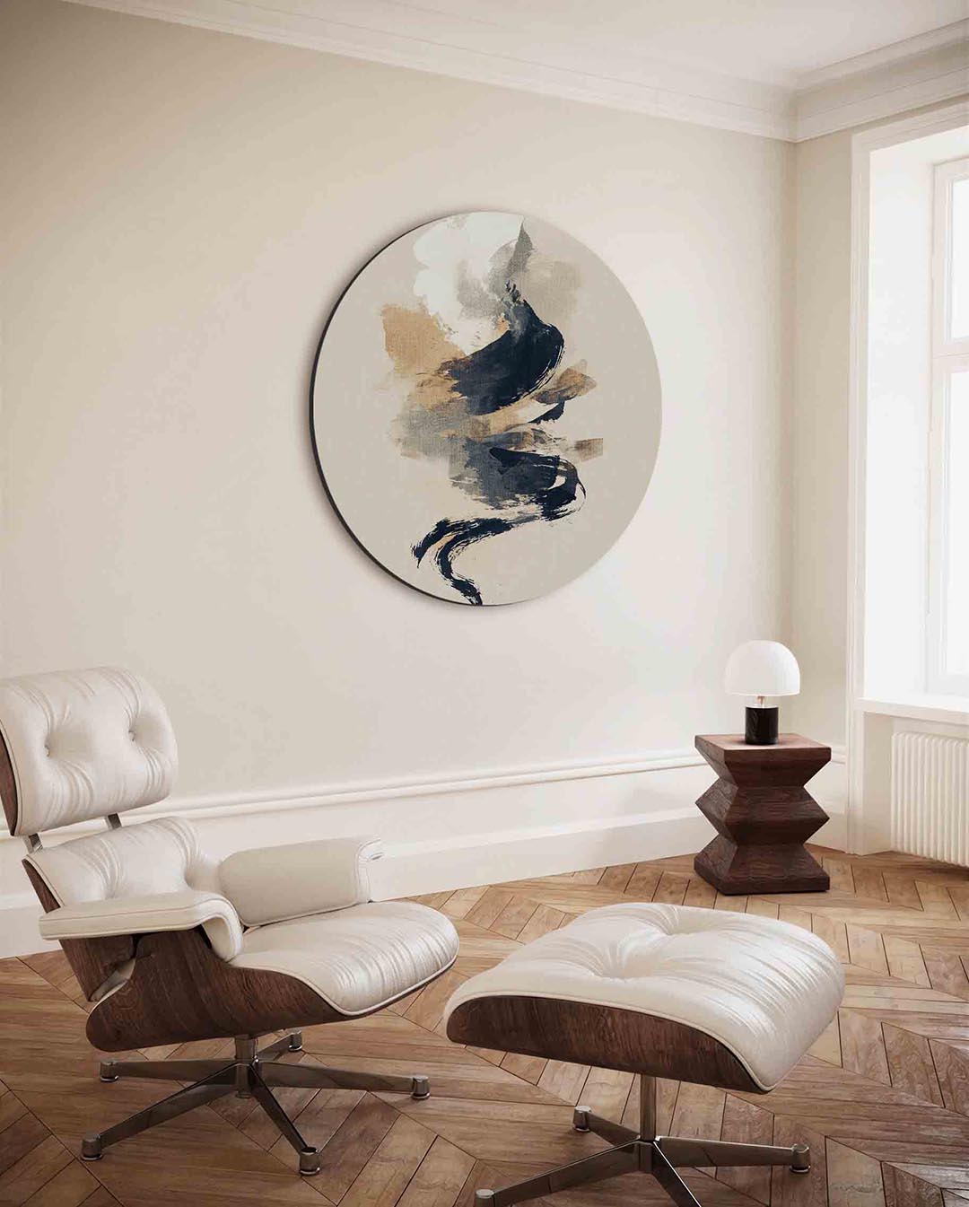 Abstracte penseelstreken – moderne ronde wanddecoratie met vrouwelijk portret