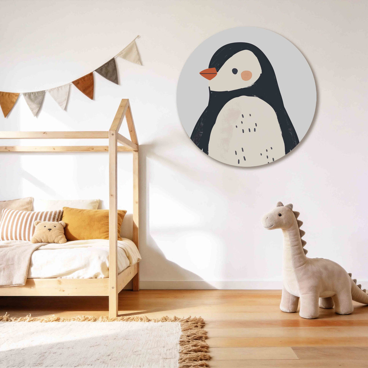 Pinguïn Muurcirkel – tweede productweergave – Een pinguïn met zwarte en witte tinten en een oranje snavel.