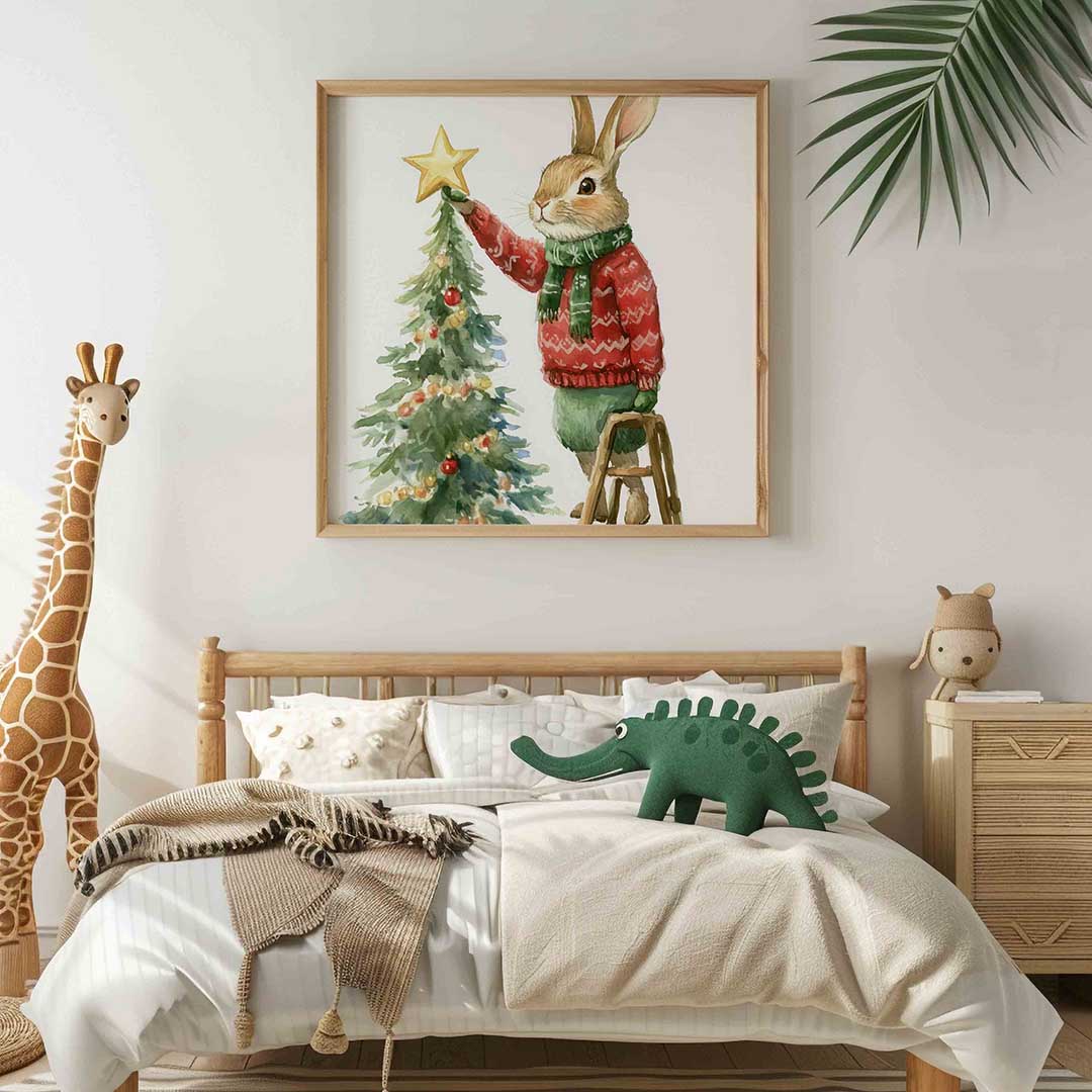 Kerstkonijn met boom – vierkante kinderkamer wanddecoratie van WallArtistic