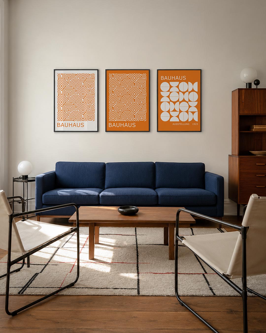 Lijnen en patronen driedelige posterset – deze posterset in drie delen toont een levendig spel van oranje lijnen en
