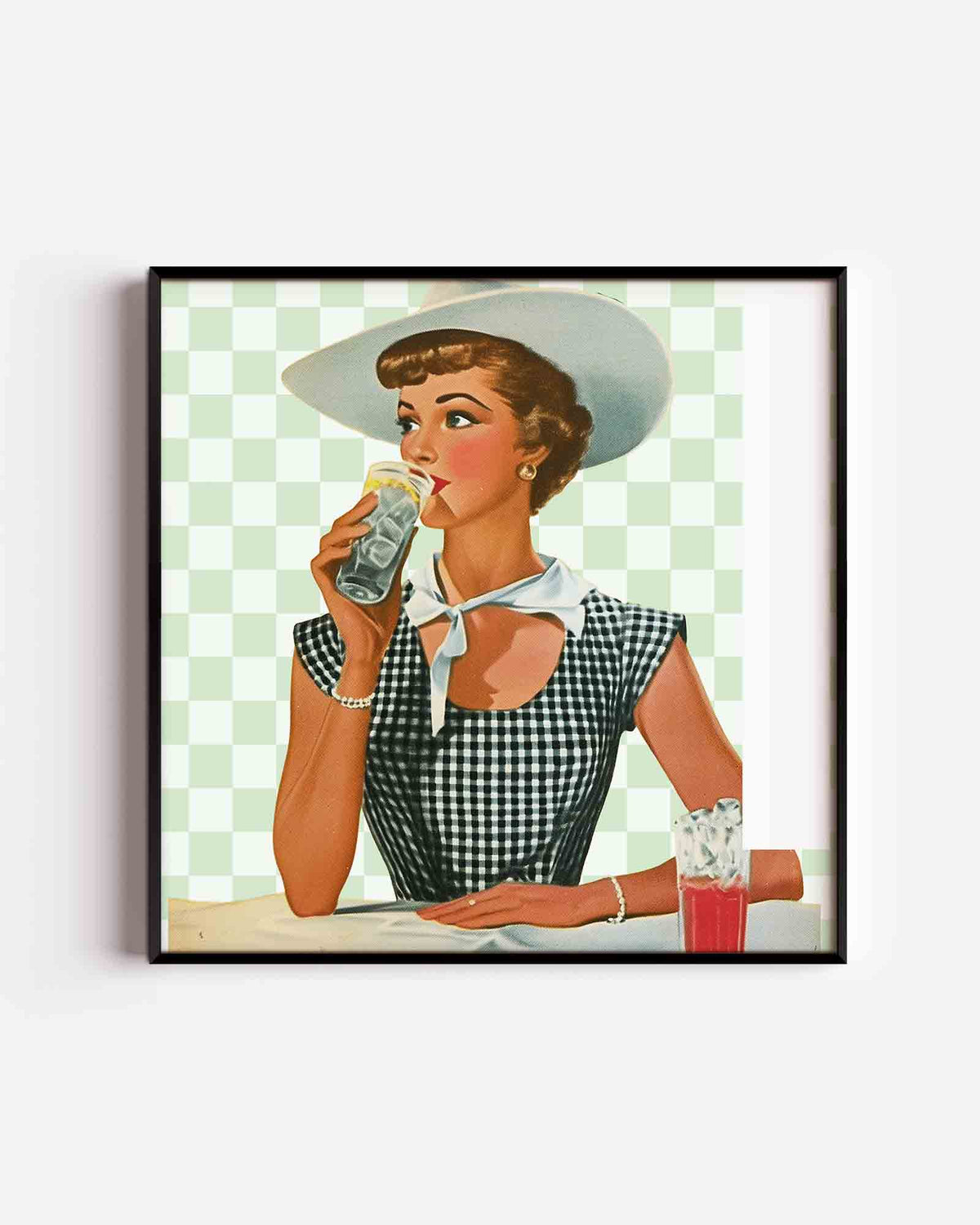 Vrouw met drankje – Pop Art vierkante poster als wanddecoratie