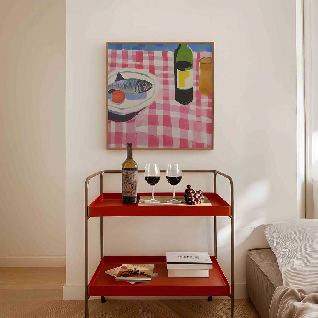 Vis en fles op tafel – vierkante keuken wanddecoratie van WallArtistic