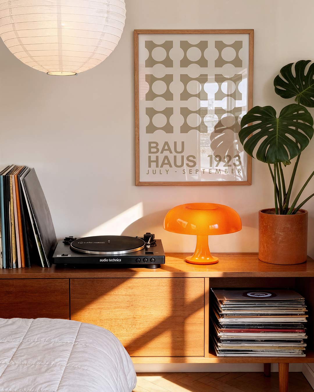 Vormritme en herhaling – geometrische Bauhaus poster in staand formaat