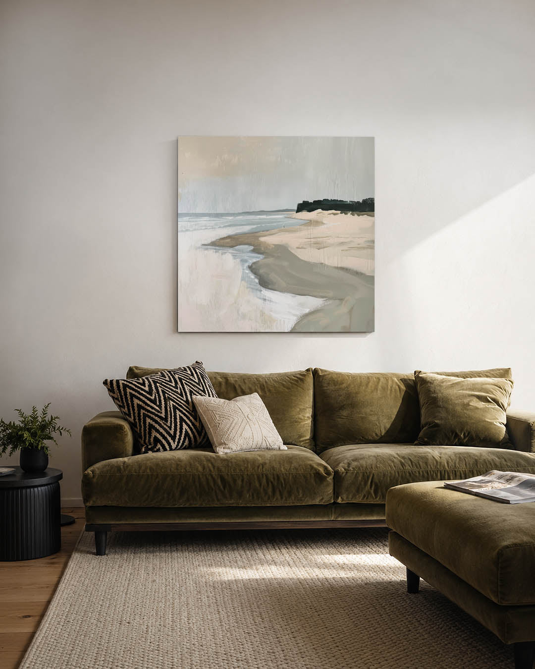 Rustige kustlijn kunstwerk – derde productweergave – dit werk toont een serene kustlijn met zachte overgangen tussen zand en
