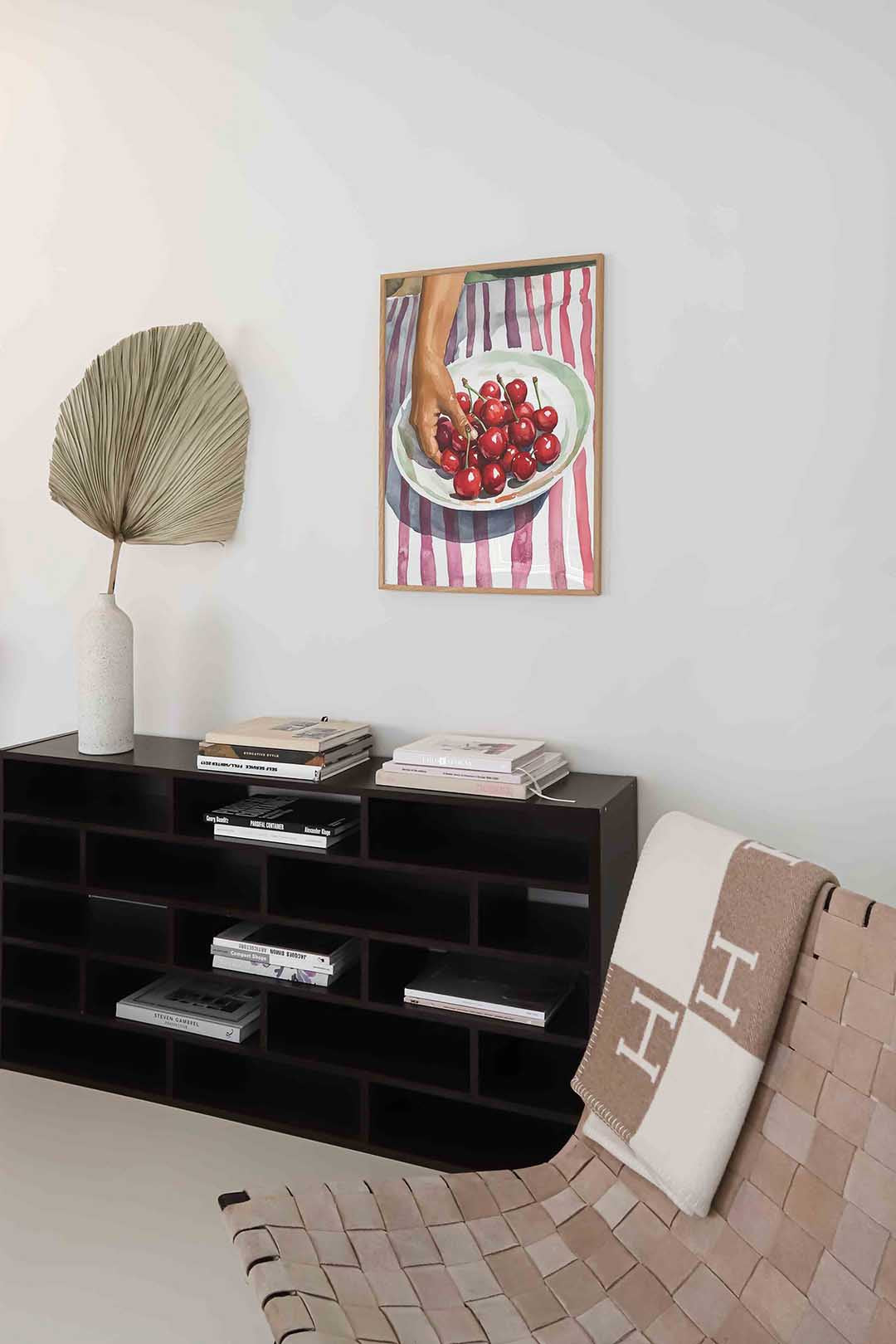 Kersen op schaal – staande moderne wanddecoratie van WallArtistic