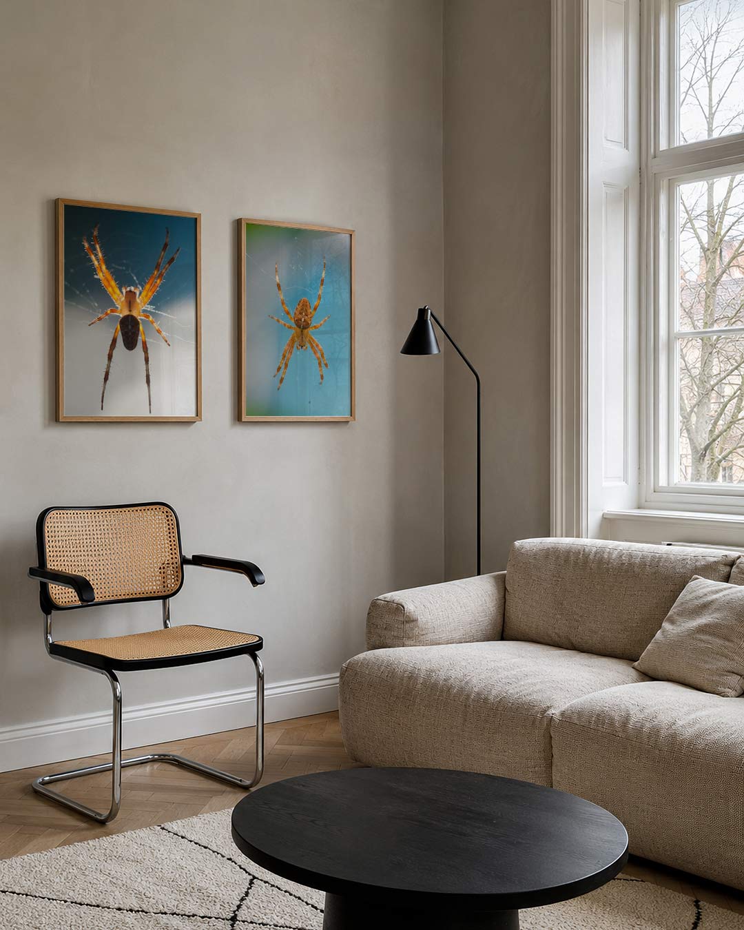 Abstract posterset – tweede productweergave – een abstracte posterset met donkere tinten en een rustige visuele opbouw.
