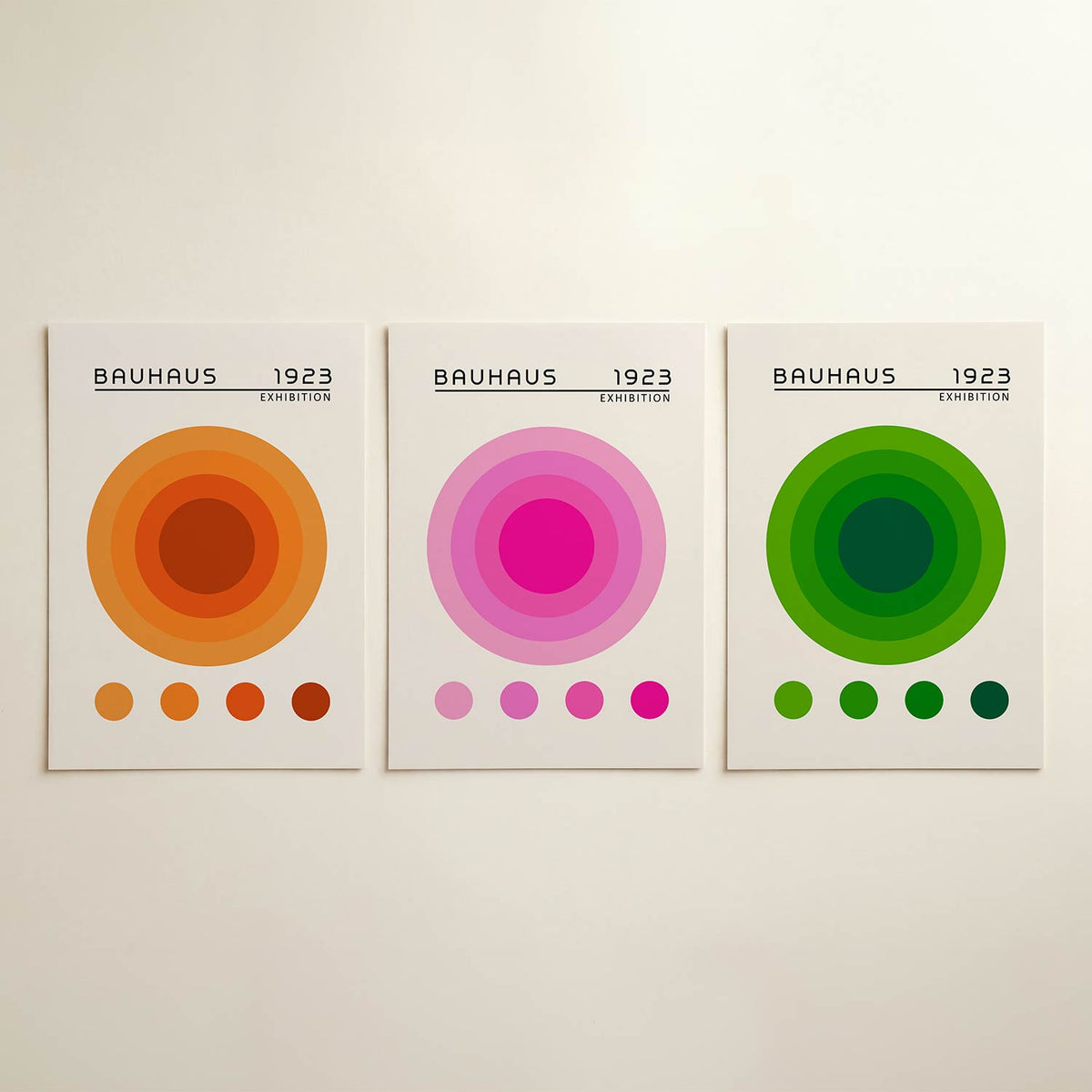 Cirkelritme oranje posterset – detailweergave – deze posterset in drie delen toont een grote oranje cirkel met concentrische