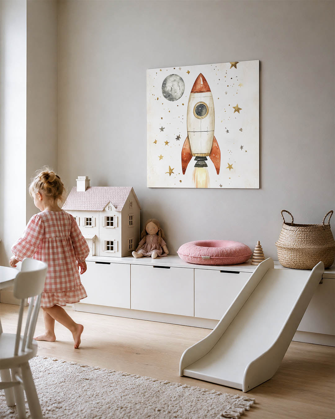 Speelse ruimteraket kunstwerk – tweede productweergave – dit werk toont een raket in een speelse compositie met sterren en
