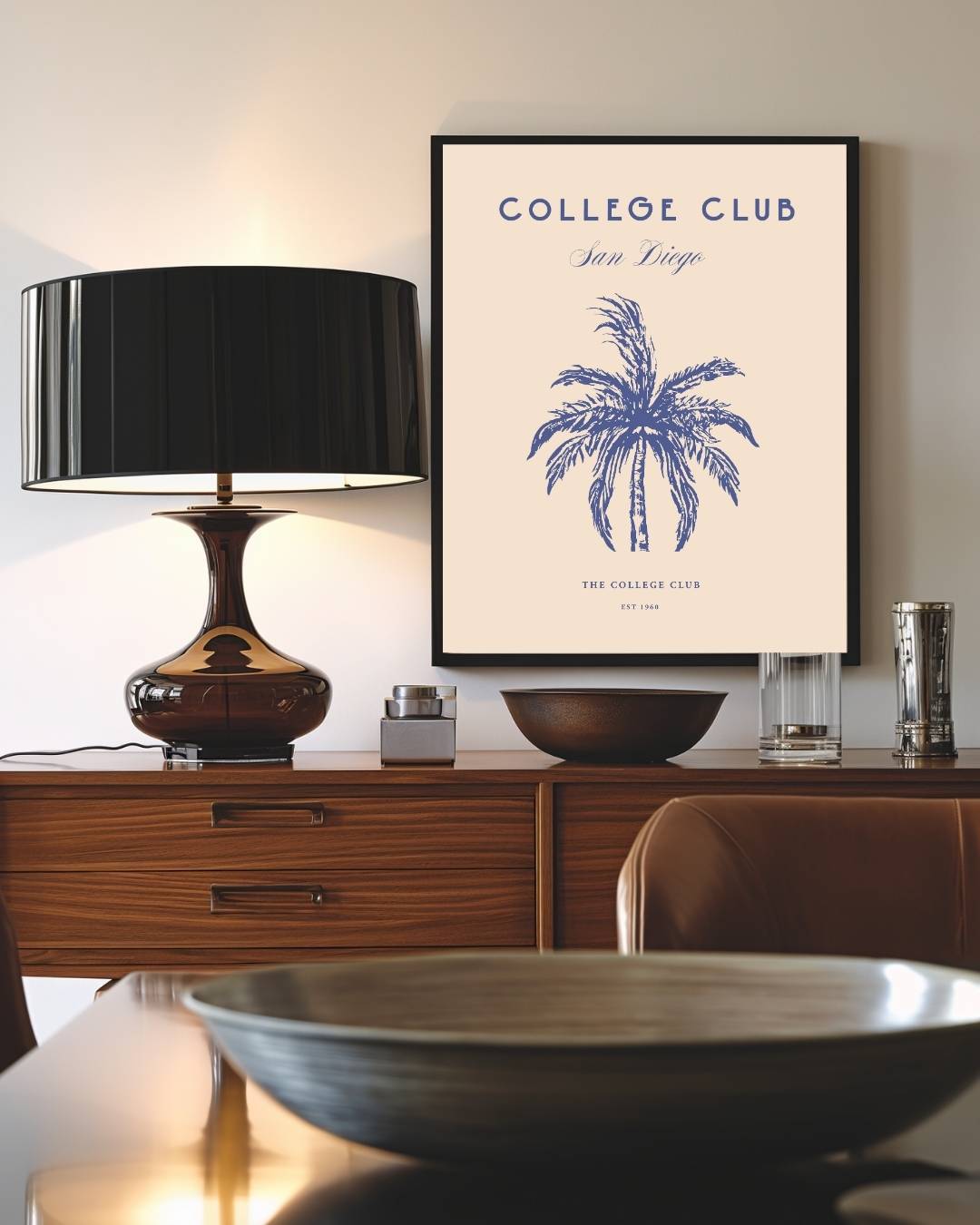 College Club San Diego est 1960 Poster – staande poster voor modern interieur