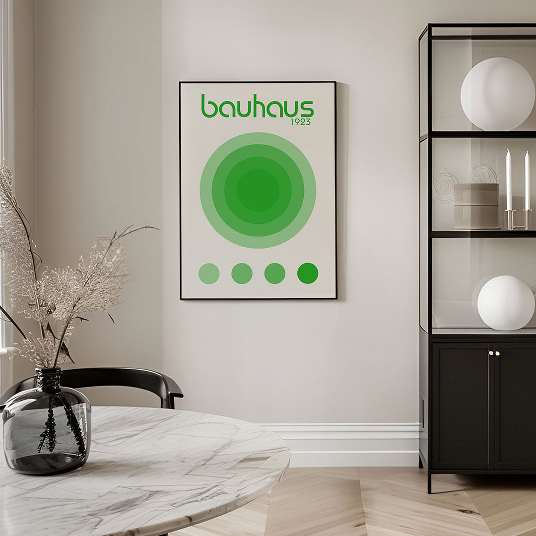 Cirkelvormen en kleur – geometrische Bauhaus poster in staand formaat