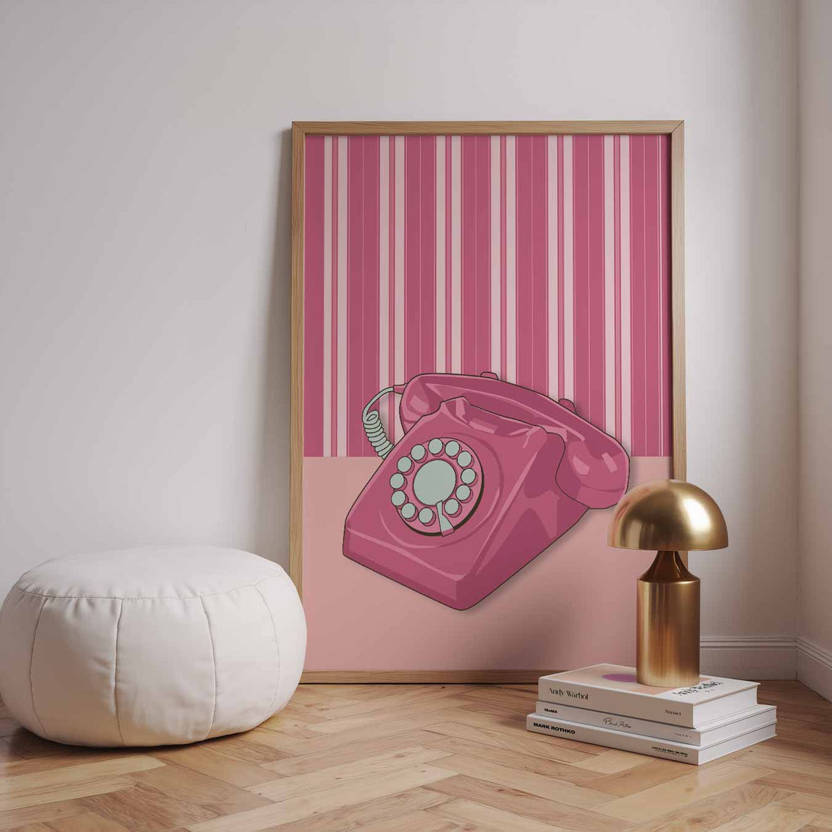 Retro Roze Telefoon – staande zomer wanddecoratie van WallArtistic