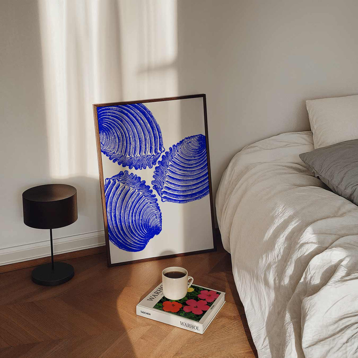 Moderne Blauwe Schelpenkunst – staande zeedieren wanddecoratie van WallArtistic