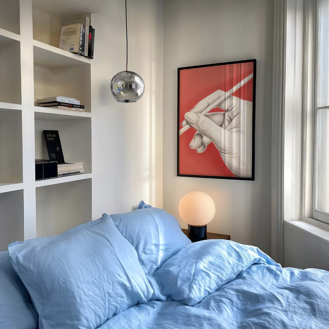 Handgetekende Kunst: Elegante Hand – staande abstracte wanddecoratie van WallArtistic