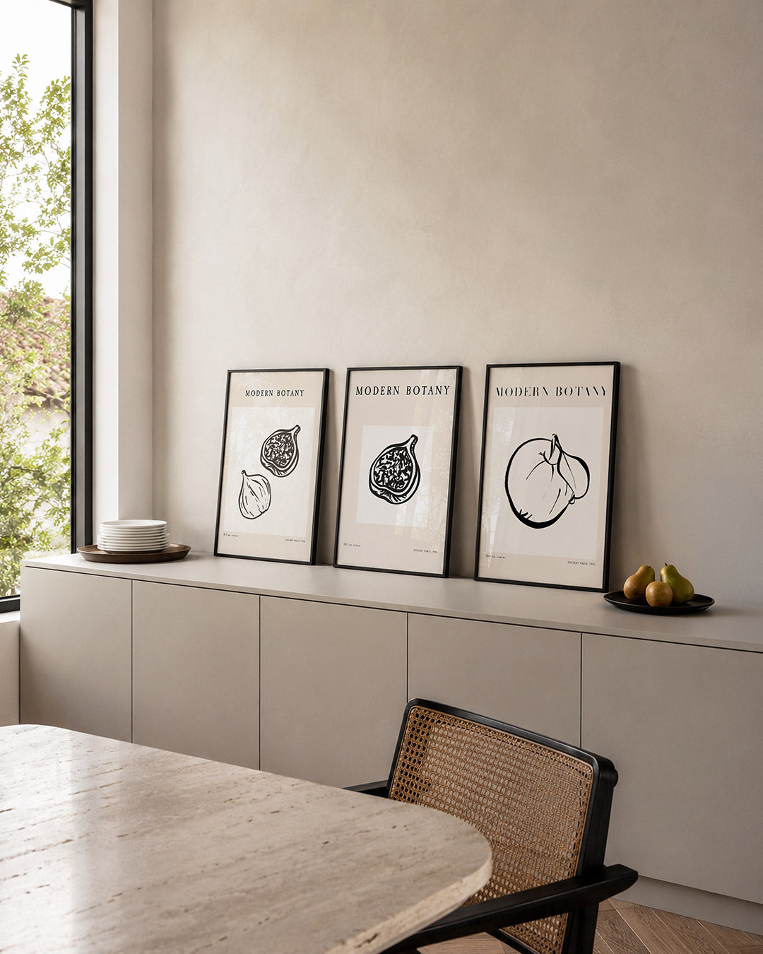 Botanische eenvoud posterset – detailweergave – deze posterset toont een eenvoudige lijntekening van een vijg en