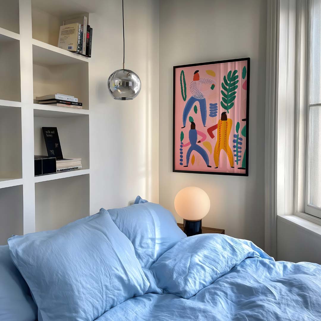 Vrolijke Dansers op Pastel – staande abstracte wanddecoratie van WallArtistic