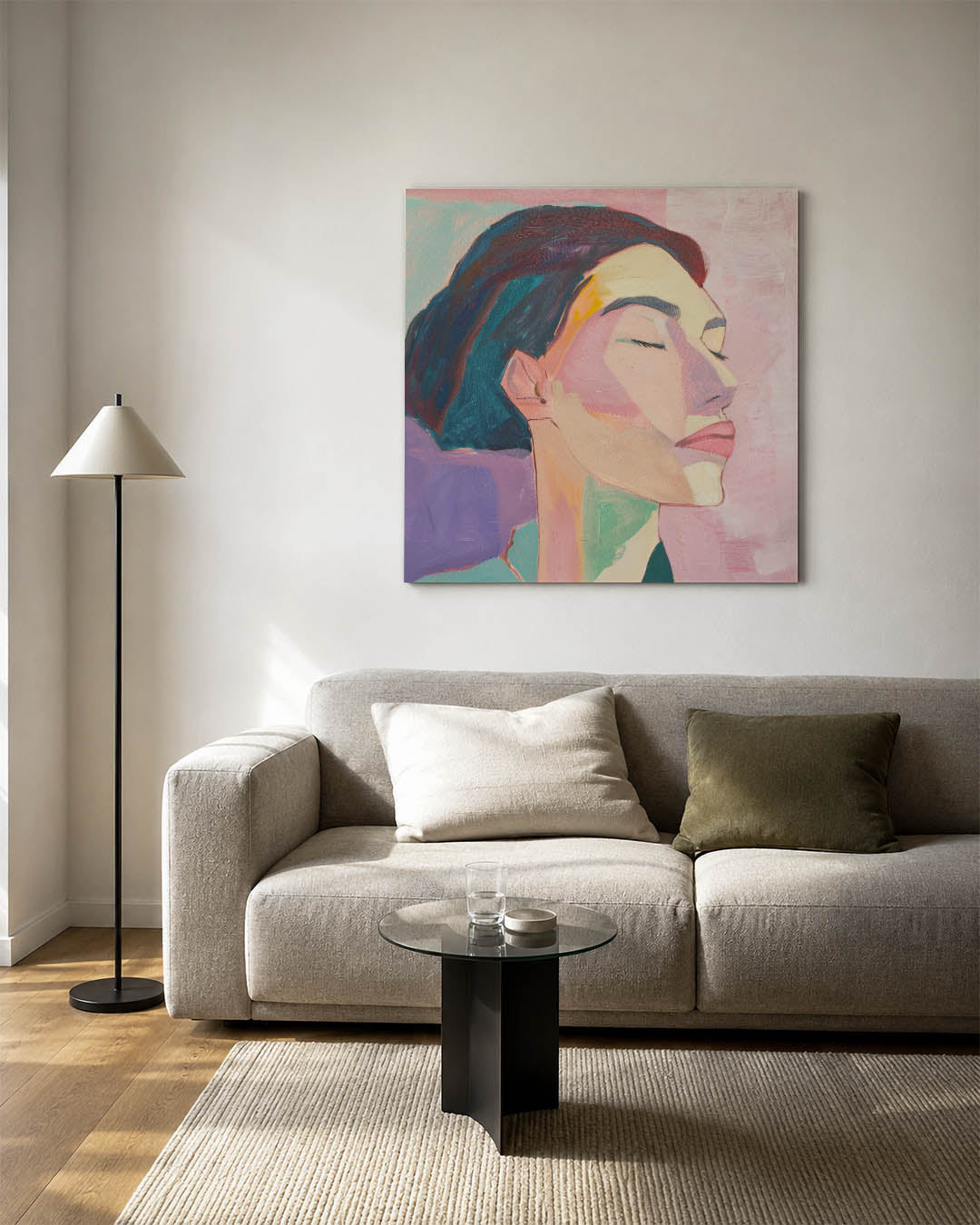 Dromerige portretkleuren kunstwerk – vierkante wanddecoratie – dit kunstwerk toont een serene gezichtsuitdrukking met
