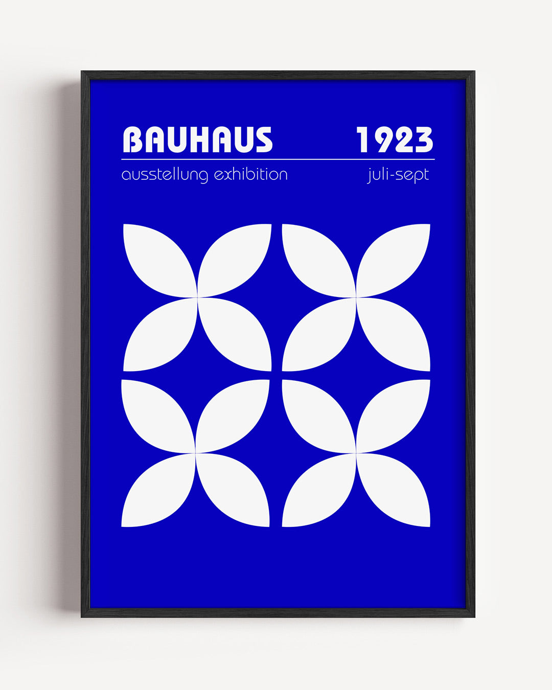 Vormritme en kleur – staande Bauhaus poster als wanddecoratie