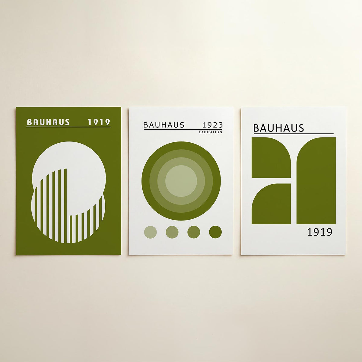 Cirkel en strepen posterset – detailweergave – een groene achtergrond met een witte cirkel. Binnen de cirkel zijn verticale