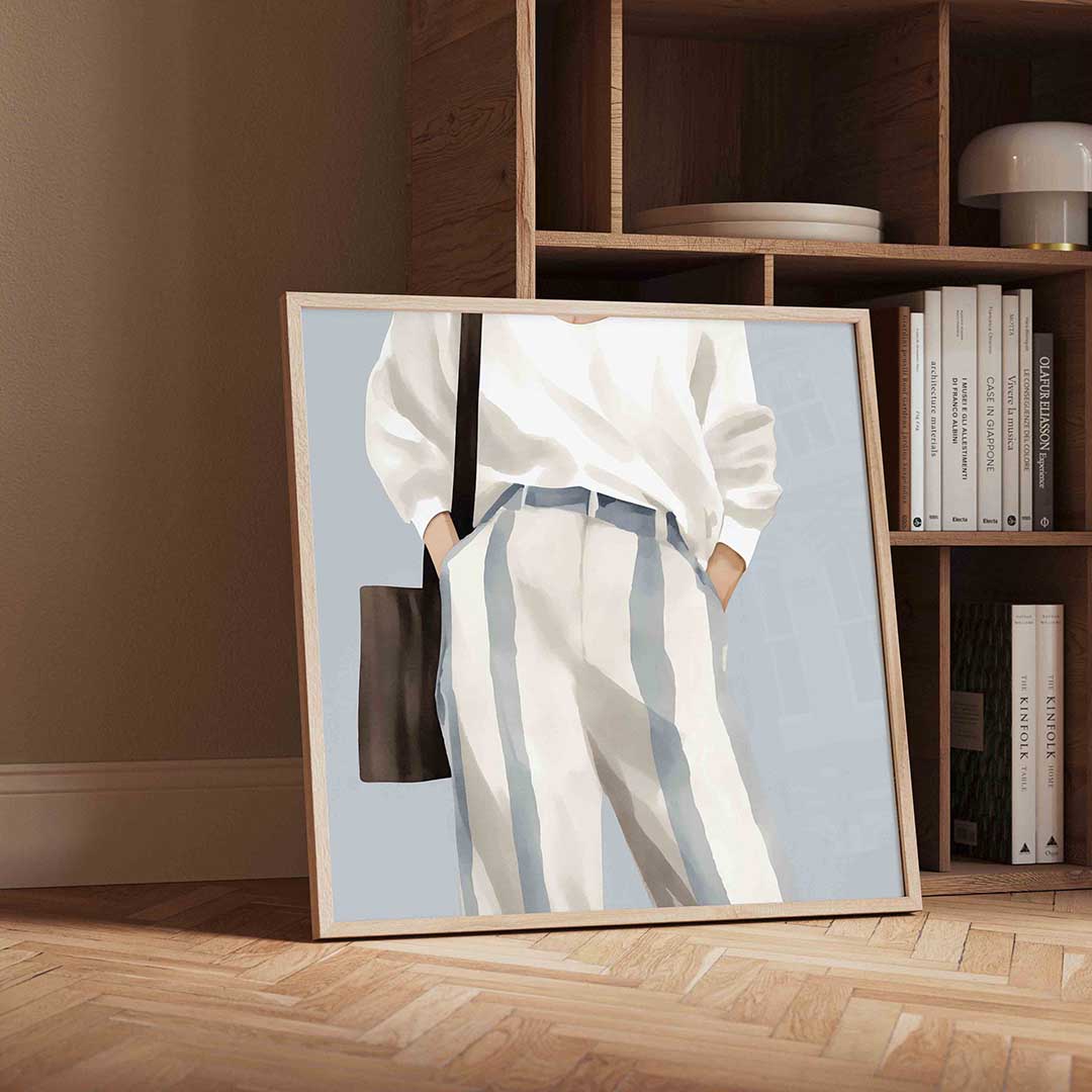 Gestreepte broek en tas – vierkante portret wanddecoratie van WallArtistic