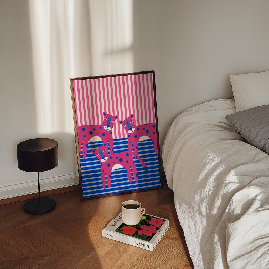 Speelse Luipaarden – staande kinderkamer wanddecoratie van WallArtistic