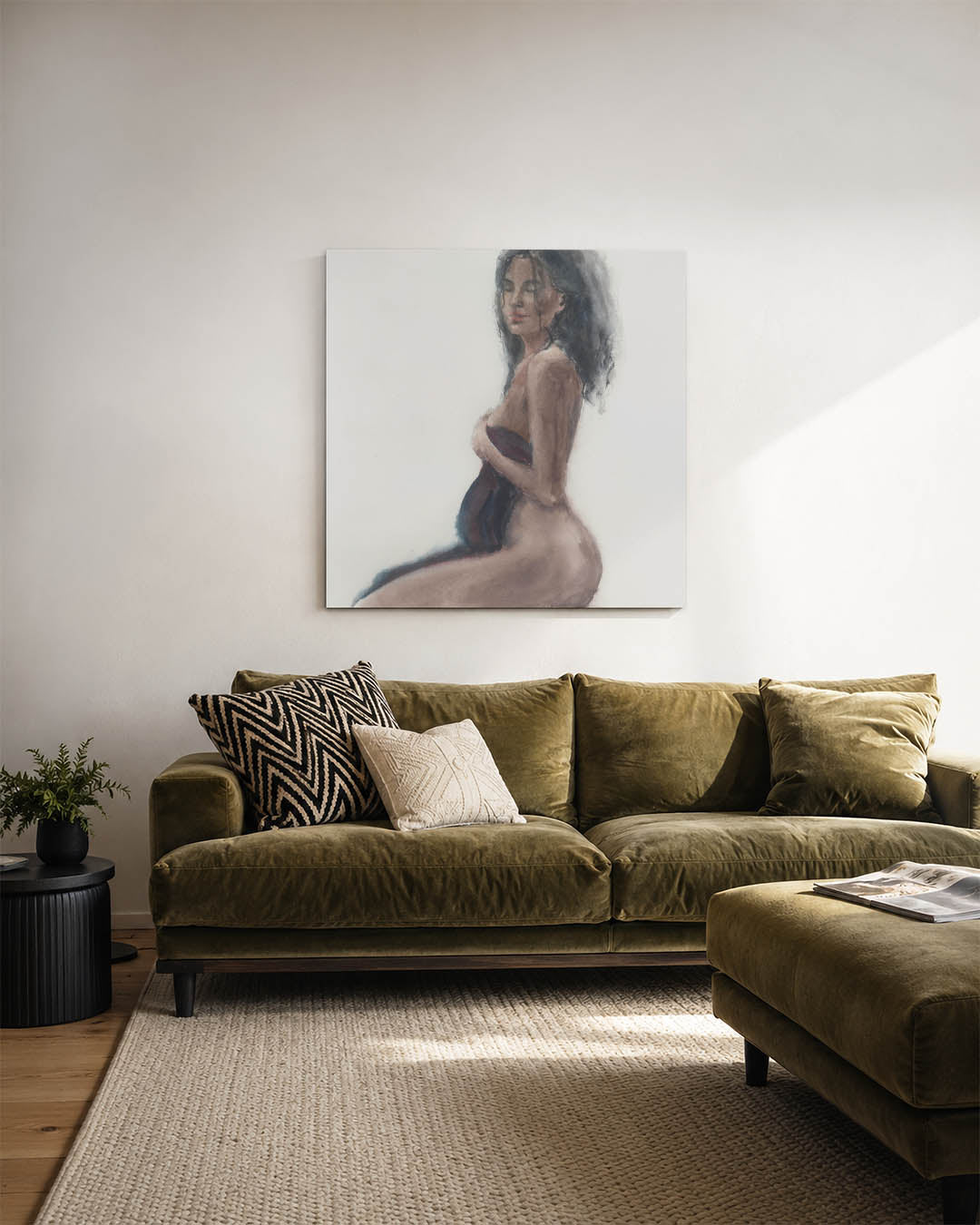 Zachte vrouwelijke contouren kunstwerk – derde productweergave – dit kunstwerk toont een vrouw in zachte, vloeiende lijnen en