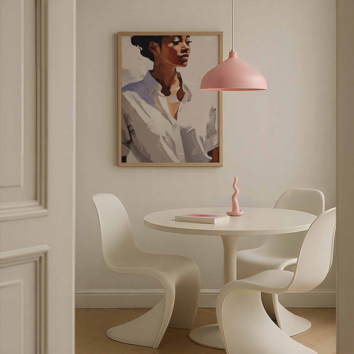 Elegante Vrouw in Witte Blouse – zomerse poster in staand formaat