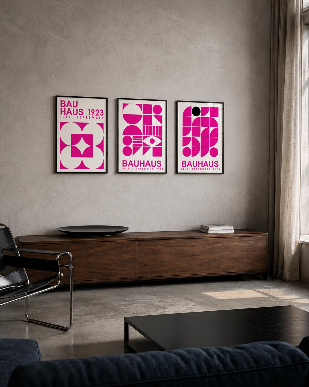 Kleur en vormen driedelige posterset – deze posterset in drie delen speelt met felle roze en witte kleurvlakken. Cirkelvormen