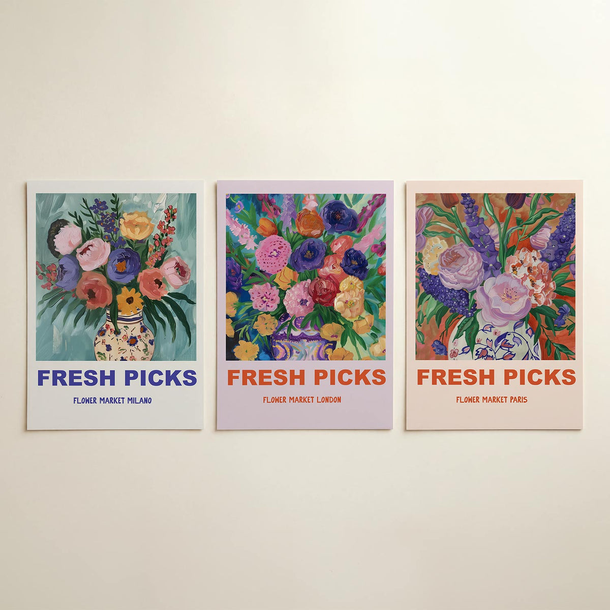 Bloemrijke kleurenpracht driedelige posterset in interieur