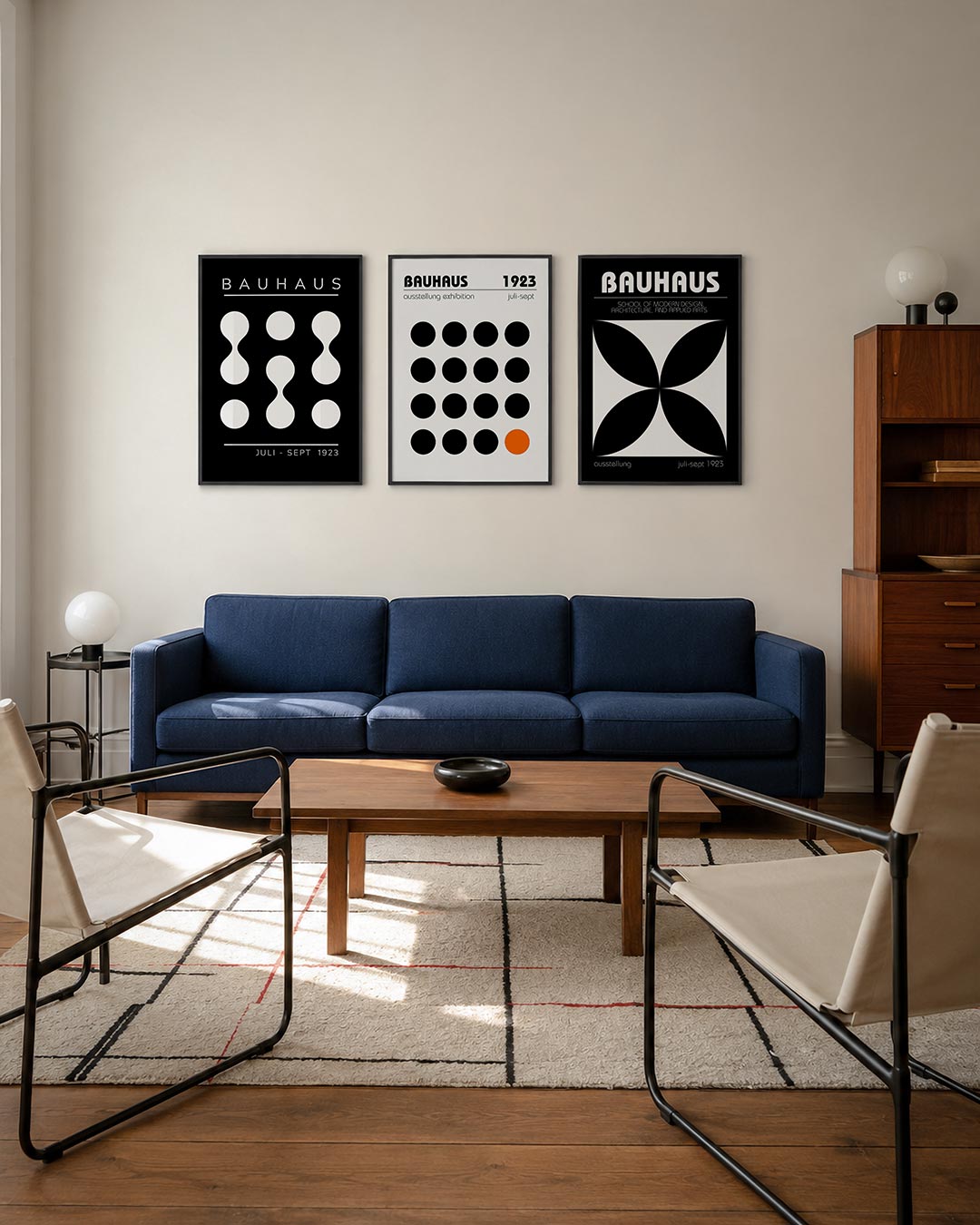 Vormen en vlakken driedelige posterset – deze posterset in drie delen toont een spel van witte cirkels en zandlopervormen op