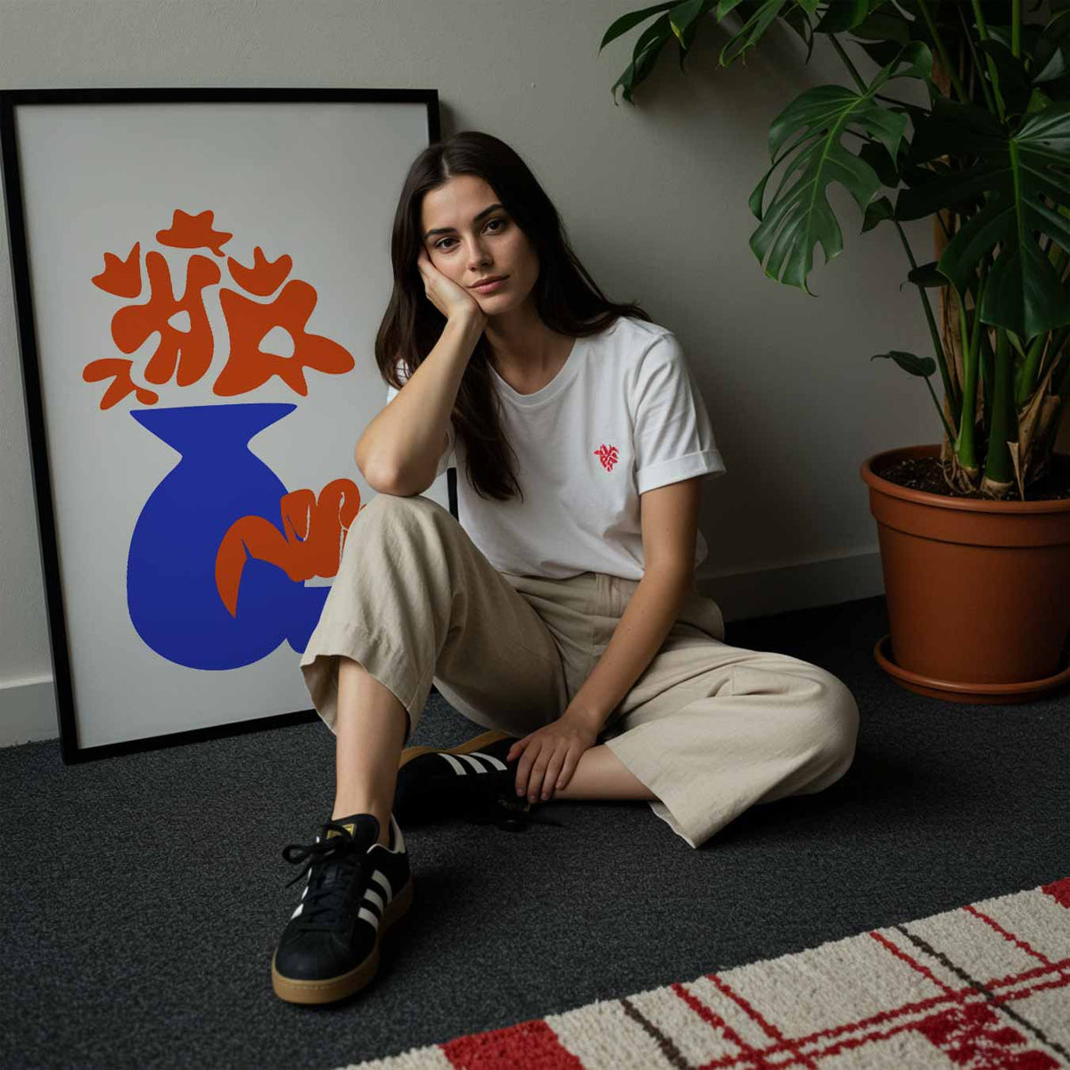 Kleurrijke Vaas Abstractie – staande muurposter met bloemen