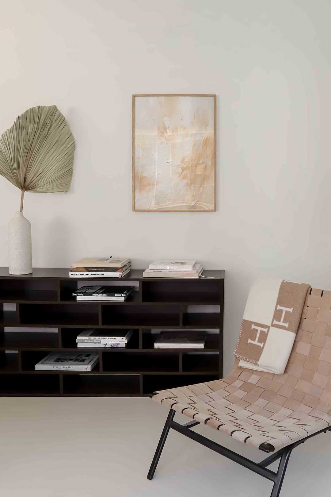 Beige en witte abstracte – zachte abstracte poster in staand formaat