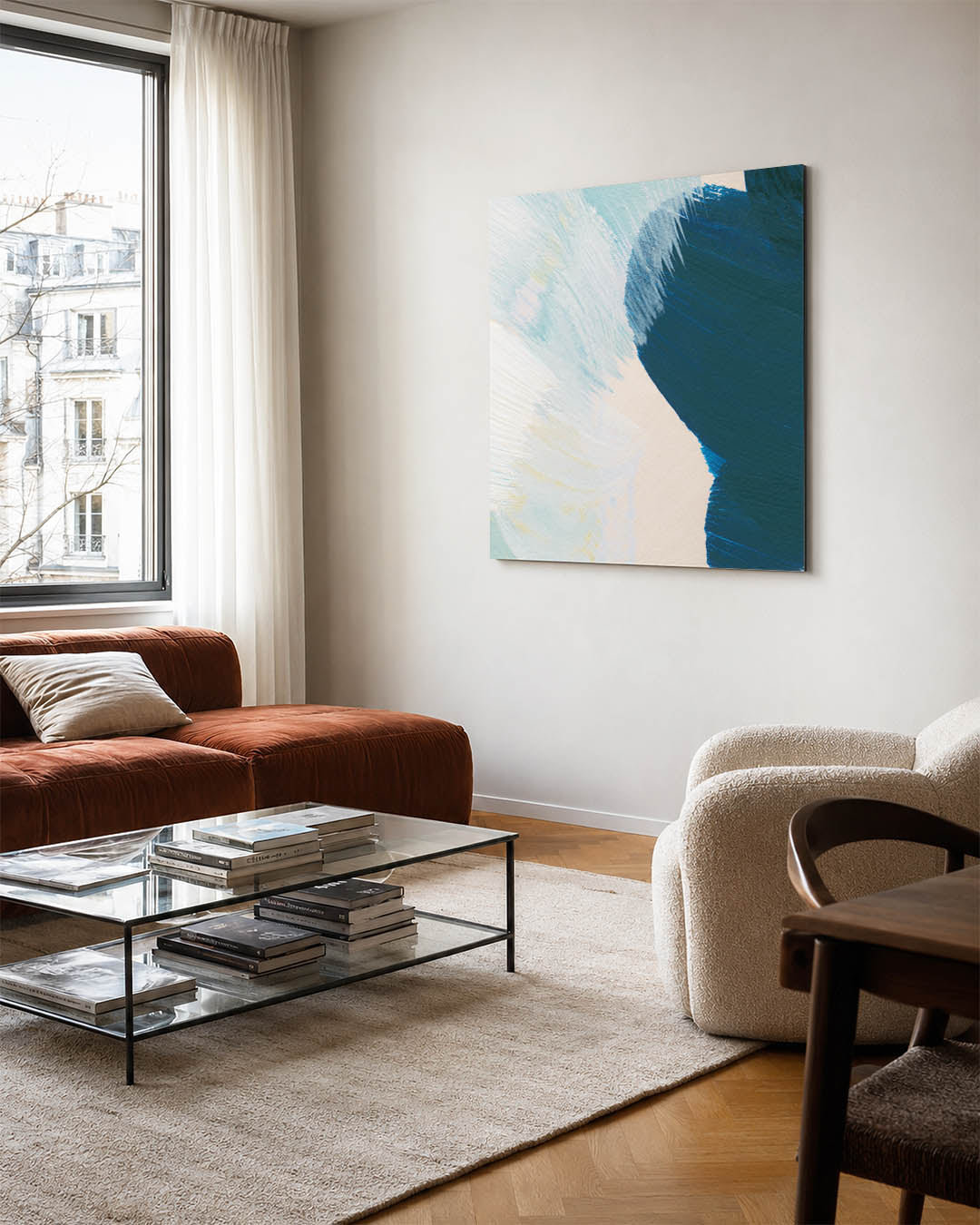 Kleurrijke vegen kunstwerk – vierkante wanddecoratie – dit werk toont een dynamisch spel van blauwe en beige vegen, met