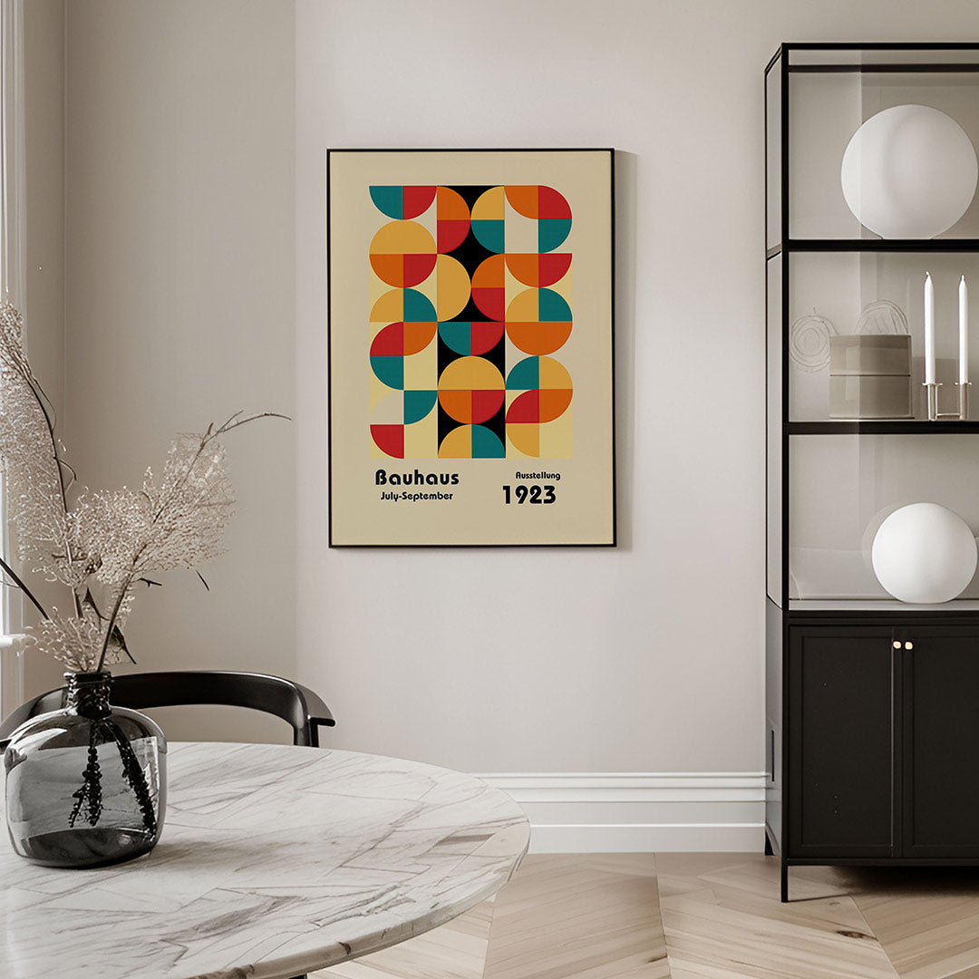 Vormritme en kleur – geometrische Bauhaus poster in staand formaat