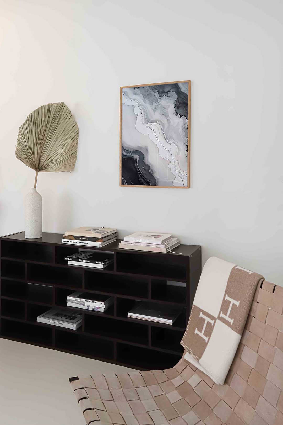 Zwart wit marmer effect – staande zachte abstracte wanddecoratie van WallArtistic