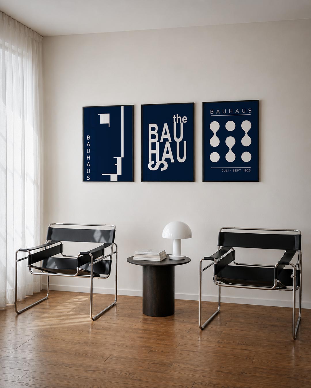 Lijnen en vlakken driedelige posterset – donkerblauwe achtergrond met witte geometrische vormen en lijnen. Verticale tekst