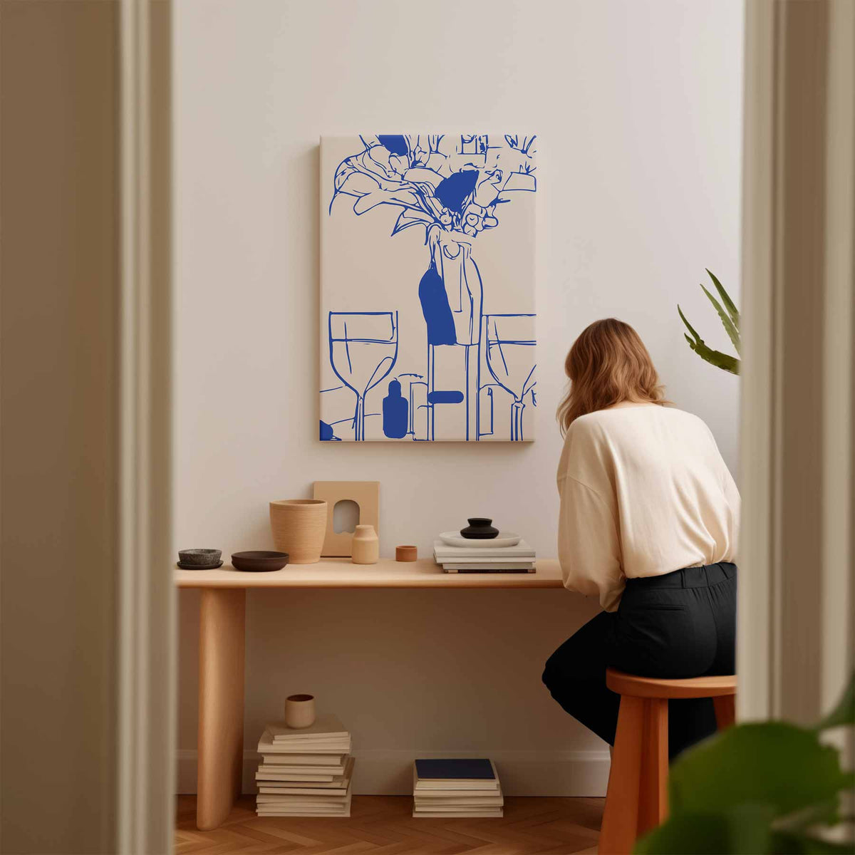 Moderne Blauwe Stilleven – kunstwerk met zwarte baklijst