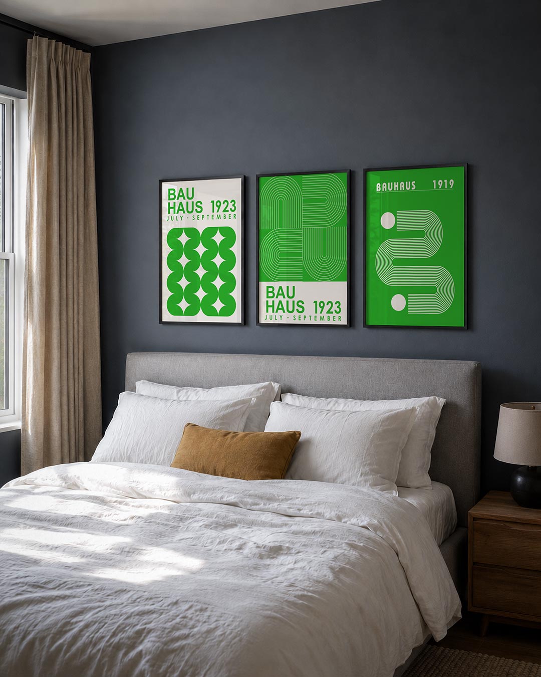 Groene vormritme posterset – detailweergave – deze posterset in drie delen toont een levendig spel van groene, halve cirkels