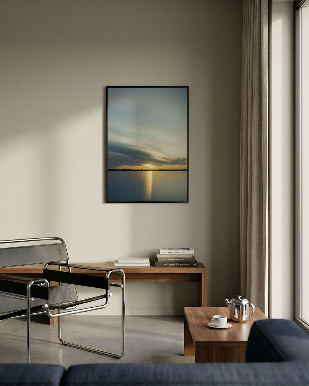 Zonsondergang reflectie poster – detailweergave – deze poster toont een serene zonsondergang boven een kalm meer. De lucht is