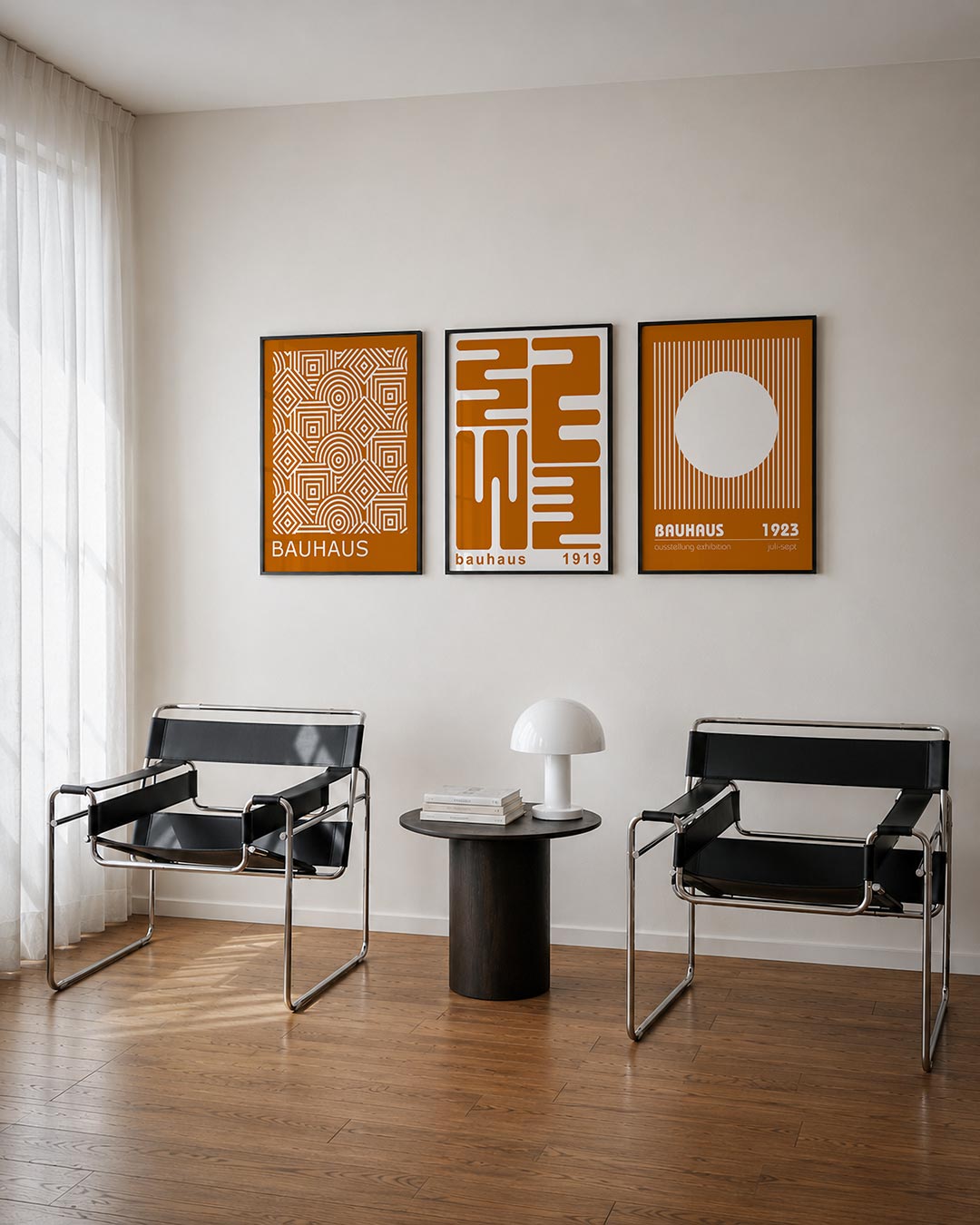 Patroon en lijnen driedelige posterset – deze posterset in drie delen toont een ritmisch spel van witte lijnen op een warme