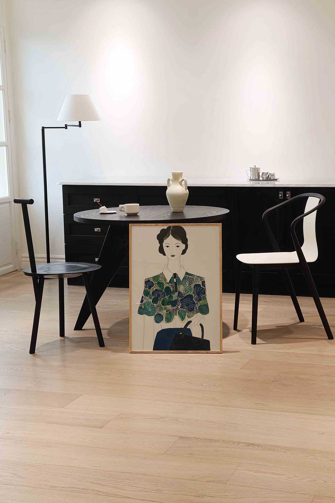Vrouw met bloemenblouse – moderne wandkunst als portret poster