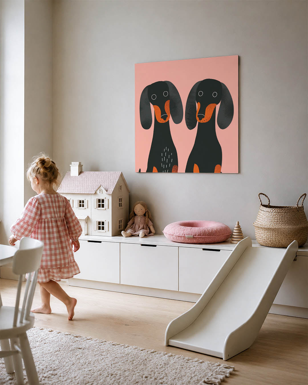 Honden illustratie kunstwerk – tweede productweergave – dit werk toont twee honden tegen een roze achtergrond. De eenvoudige