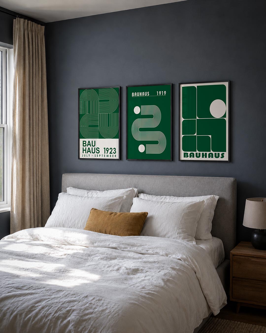 Lijnen en bogen posterset – derde productweergave – deze posterset in drie delen toont een spel van witte lijnen en bogen op