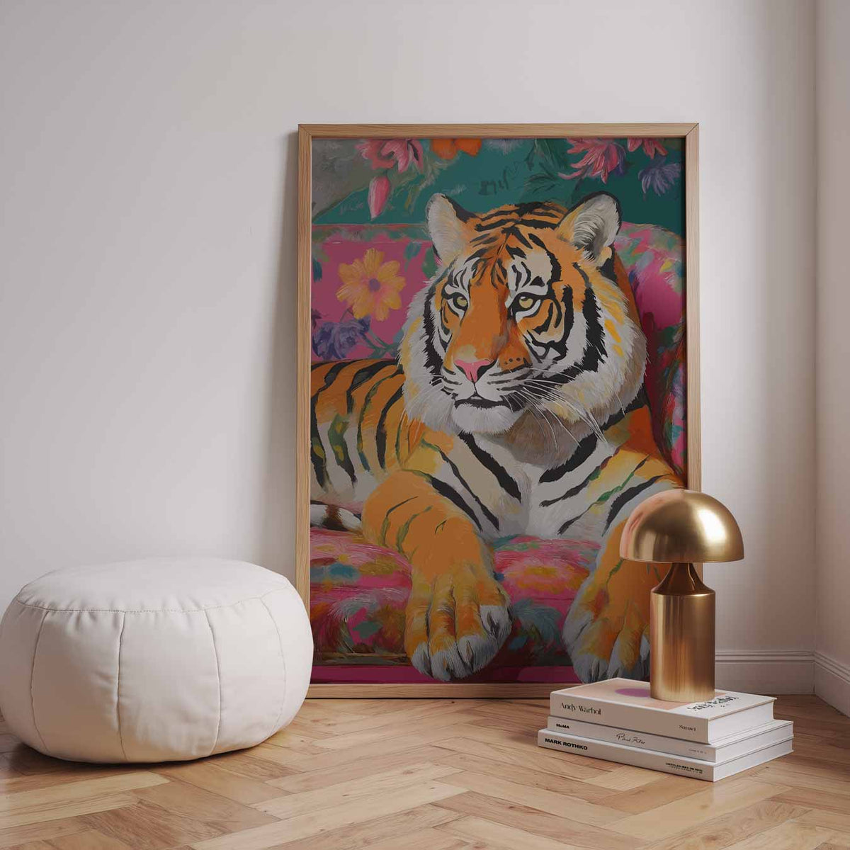 Tropische Tijger in Bloemenweelde – dieren poster in staand formaat