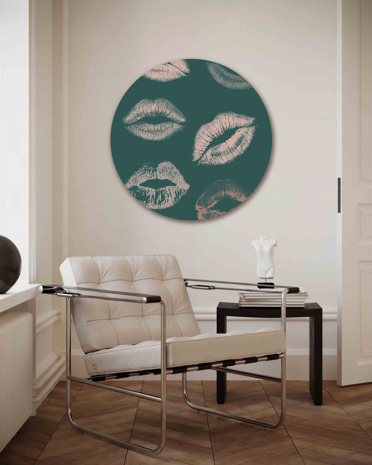 Lippenprint – kleurrijke muurcirkel als ronde wanddecoratie