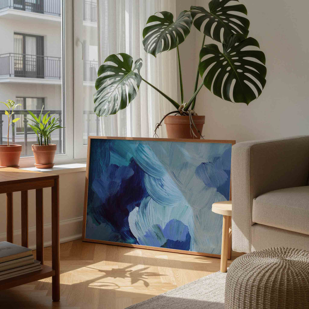 Abstracte blauwe penseelstreken – schilderkunst als moderne landscape poster