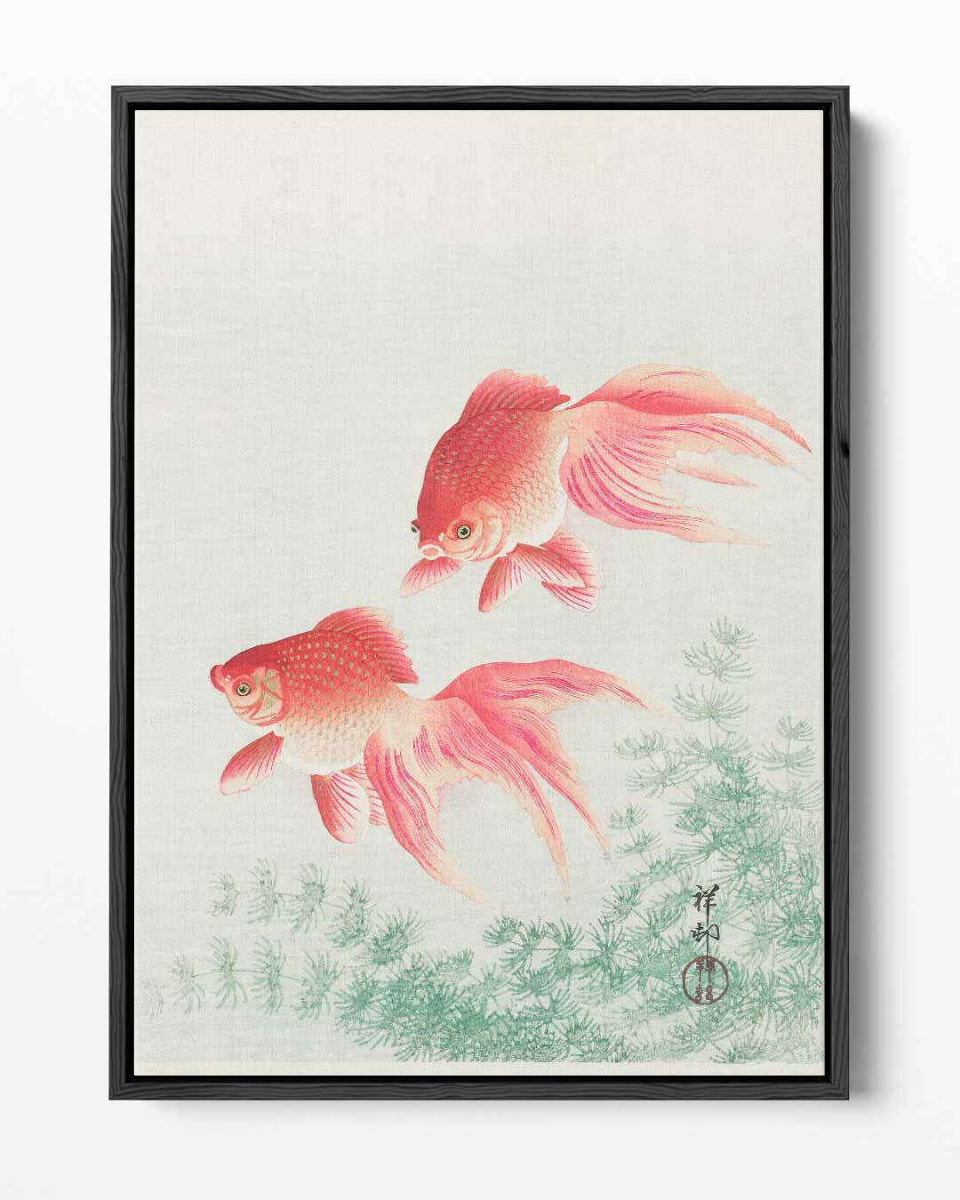 Elegante Koi in Beweging – portret kunstwerk als wanddecoratie