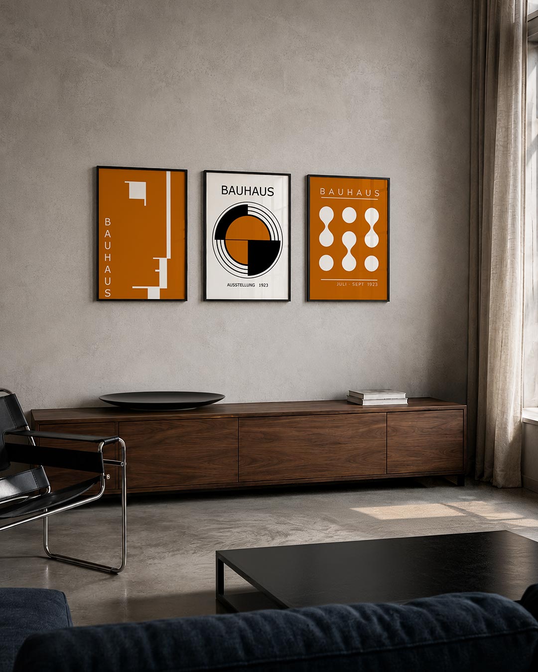 Vorm en kleur posterset – tweede productweergave – deze posterset in drie delen speelt met oranje en wit. Rechte lijnen en